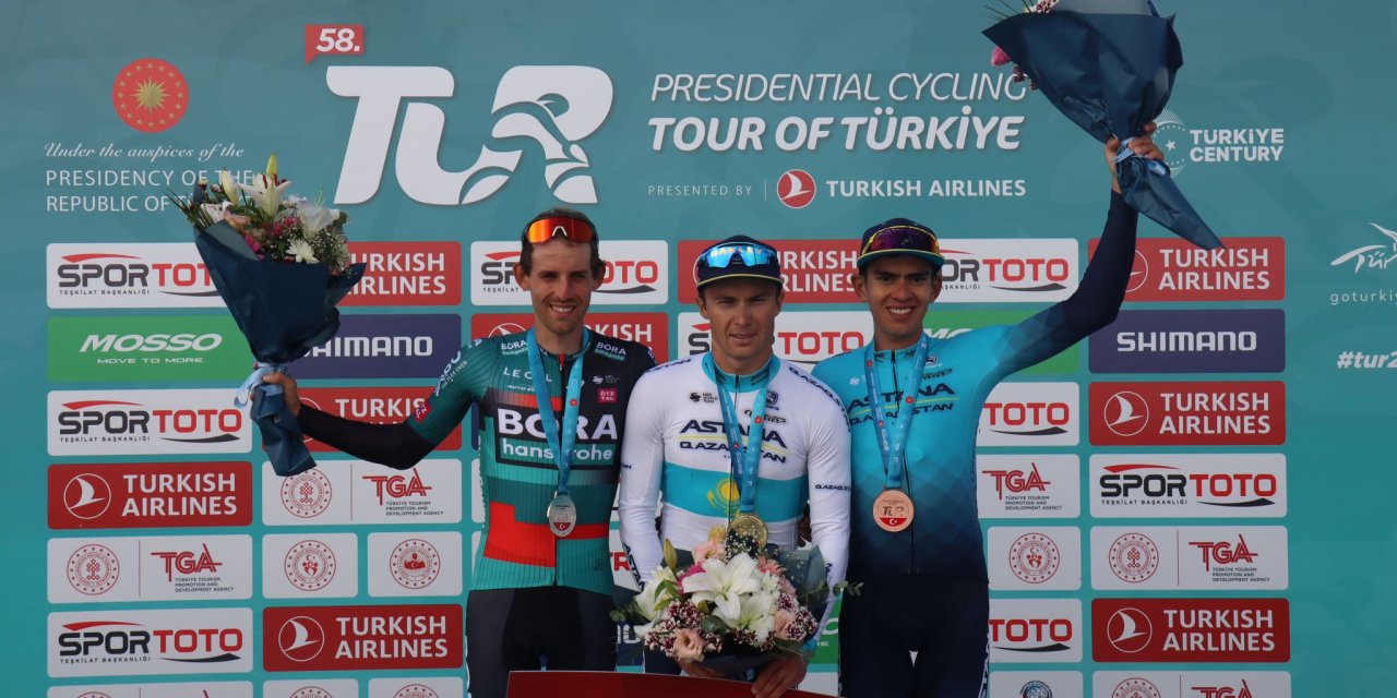58. Cumhurbaşkanlığı Türkiye Bisiklet Turu'nun Üçüncü Etabını Alexey Lutsenko Kazandı