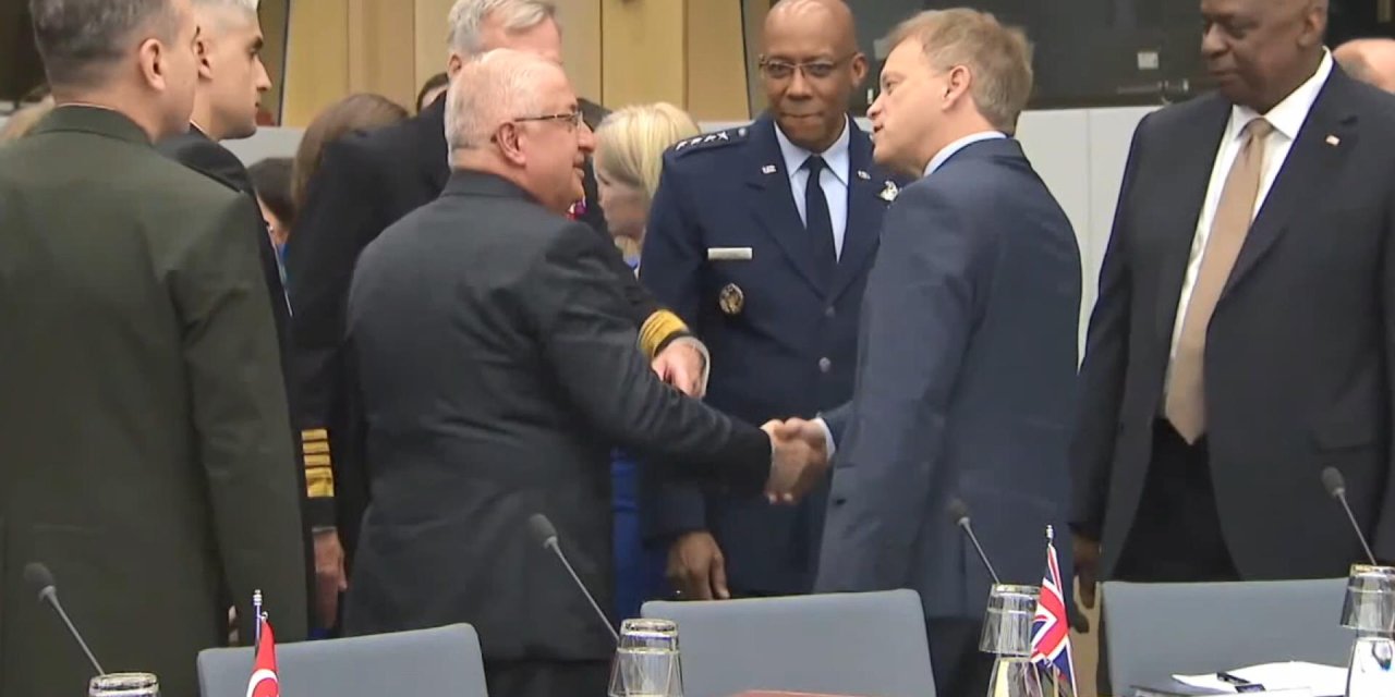 Bakan Güler, Ukrayna Savunma Temas Grubu Toplantısı'na Katıldı