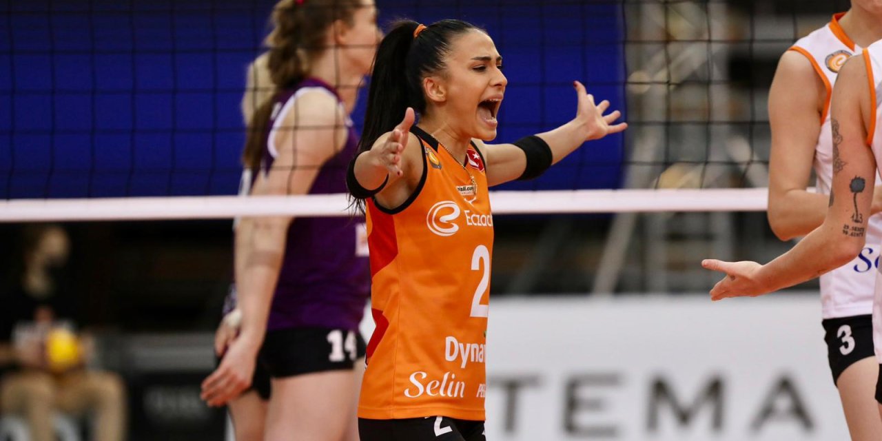 Simge Aköz: Ümit Ediyorum Ki Finallerin Galibi Bu Sene Biz Oluruz