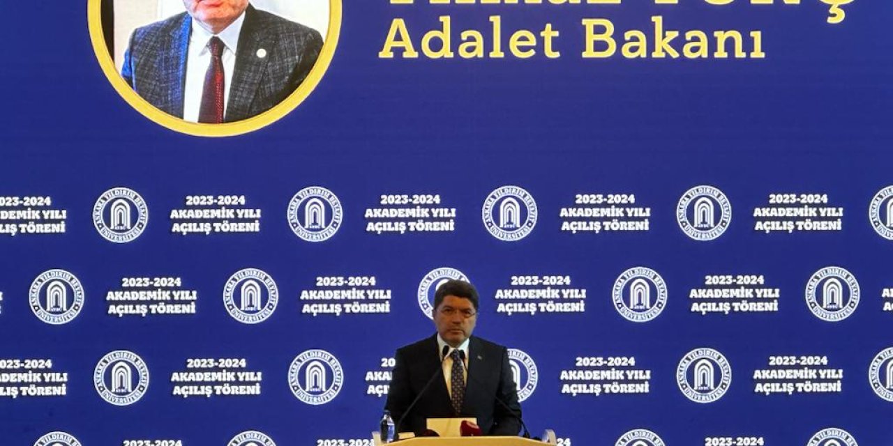 Bakan Tunç: Yeni Anayasayı Üniversitelerimizin Katkılarıyla Yapacağız