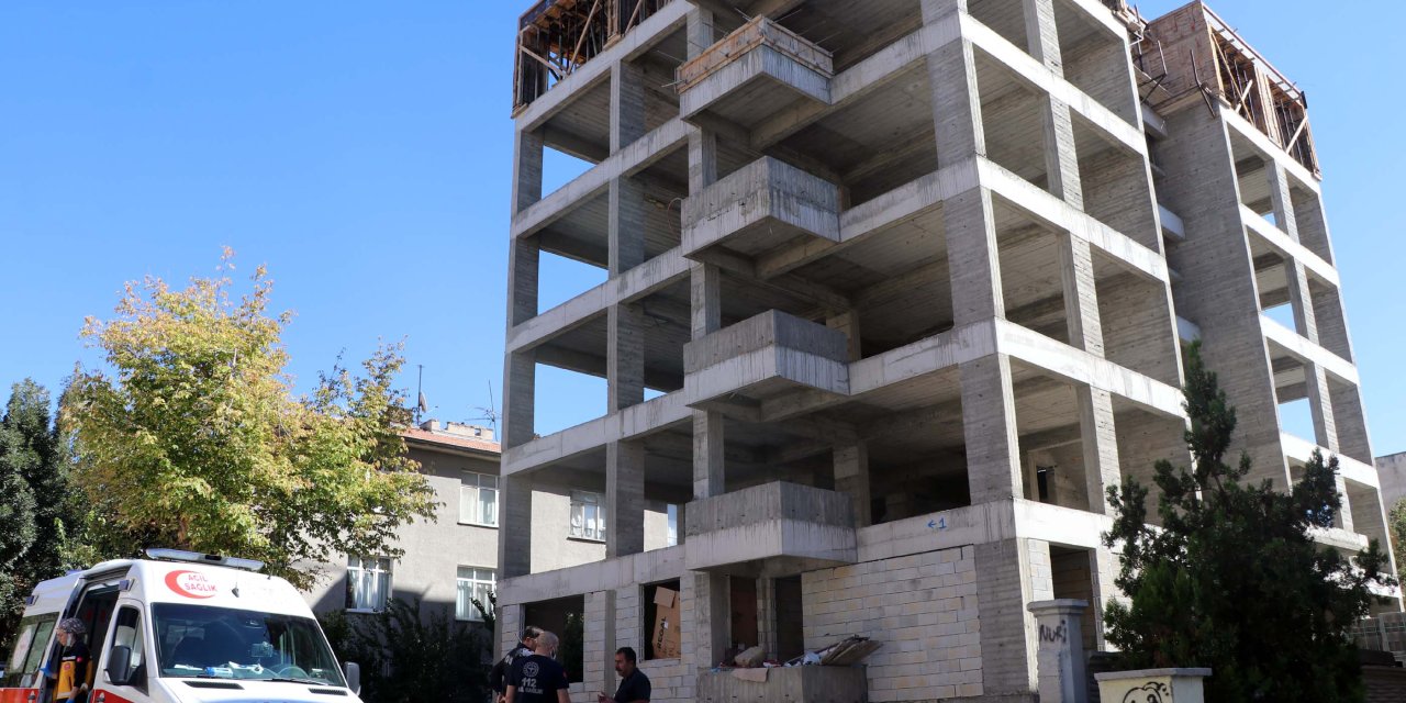 Bekçilik Yaptığı İnşaatta Ölü Bulundu