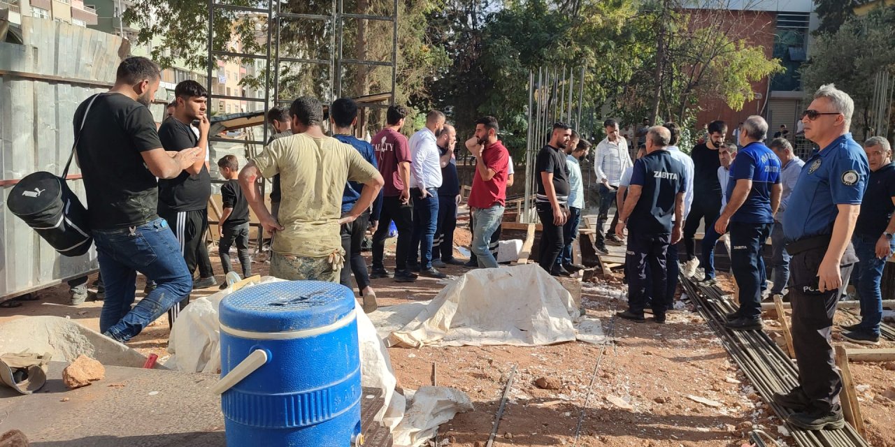 Mardin’de Kütüphane İnşaatında Çökme: 4 Yaralı