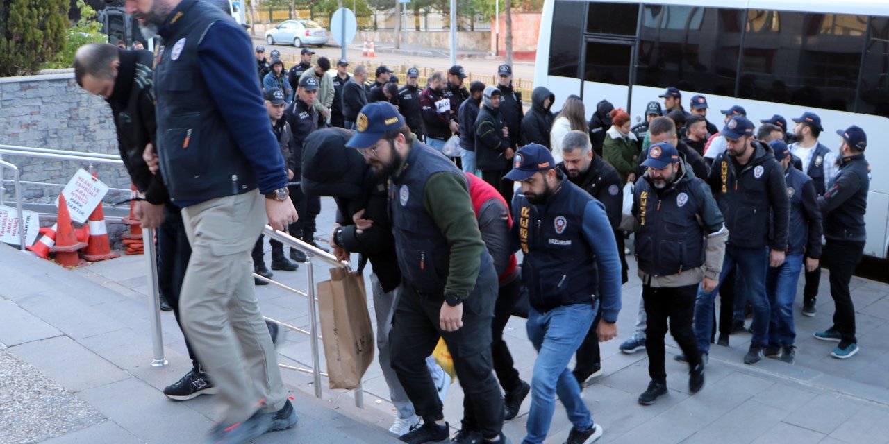 Erzurum Merkezli 8 İlde Siber Dolandırıcılara Operasyon; 43 Gözaltı