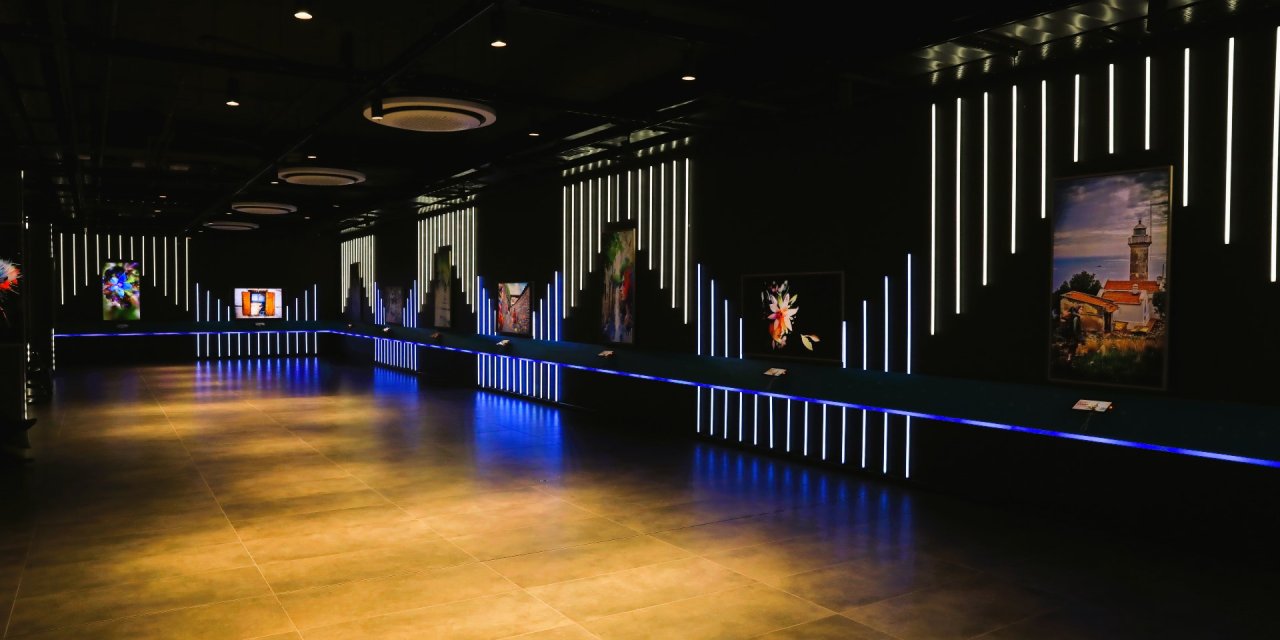 Başakşehir’de ‘Anadolu Aşkına’ Nft Sanat Sergisi Açıldı