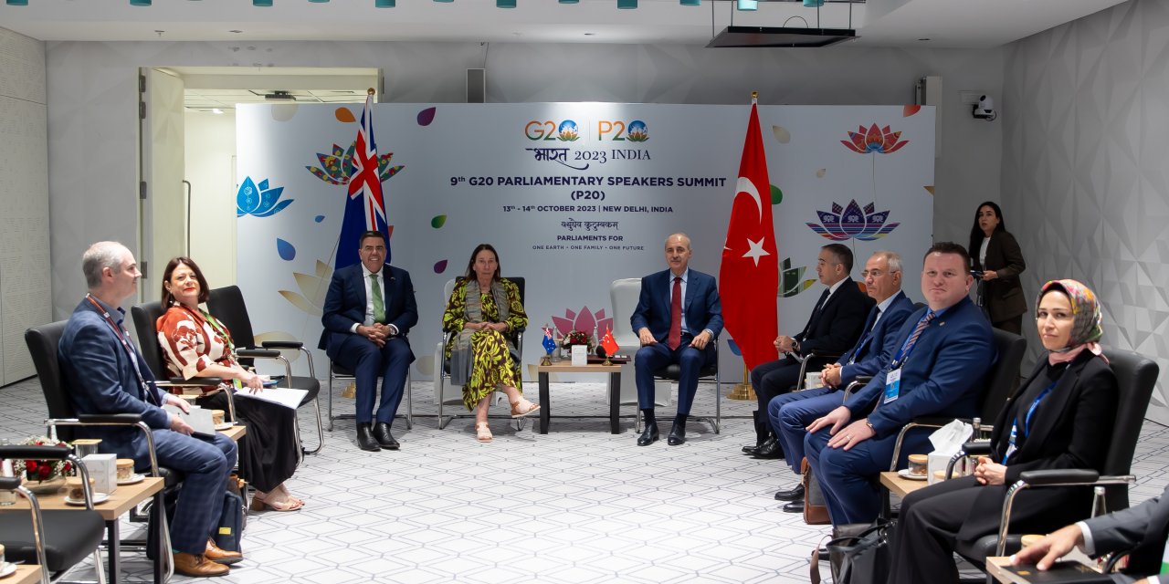 Kurtulmuş, Avustralyalı Mevkidaşıyla Görüştü