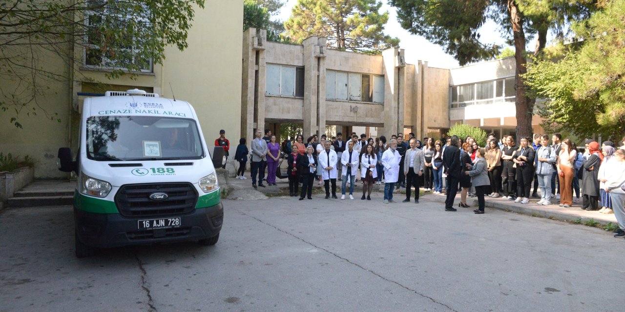 Bedeni Tıp Fakültesine Bağışlanan Kıbrıs Gazisinin Cenazesi, Törenle Ailesine Teslim Edildi