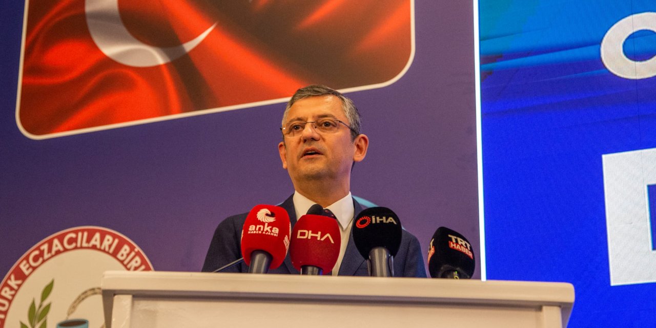 Chp'li Özel: Siyasette Bir Şeyler Yapabilirsem Eczacılık Örgütüne Borcumu Öderim