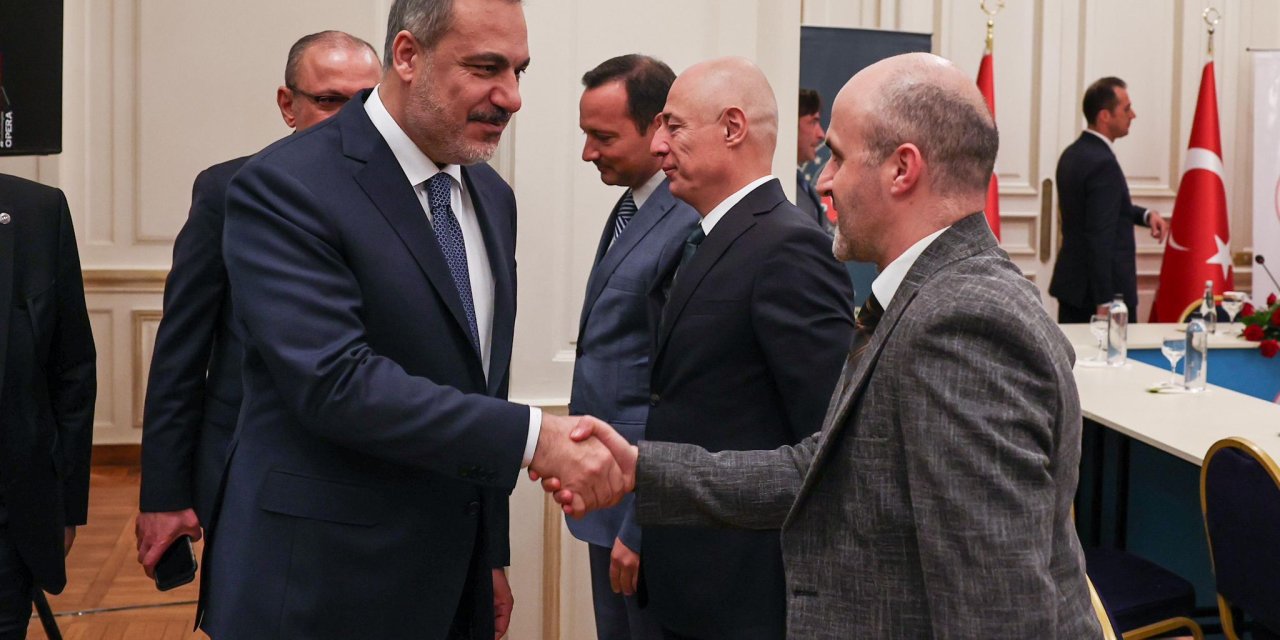 Bakan Fidan, Mısır’da Türk İş İnsanları İle Bir Araya Geldi