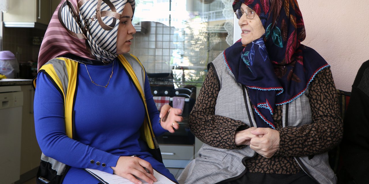 Yaşlılara Temizliğe Gidiyordu, Şimdi Diyetisyenleri