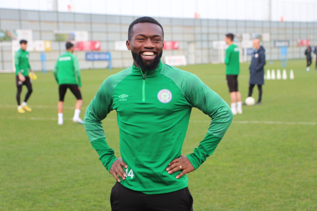 Okechukwu Azubuike: "Rize Benim Evim"