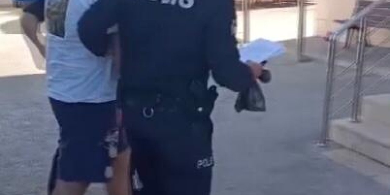 Sultangazi'de 2'si Çocuk 6 Kişinin Yaralandığı Kazada "makas" Gözaltısı