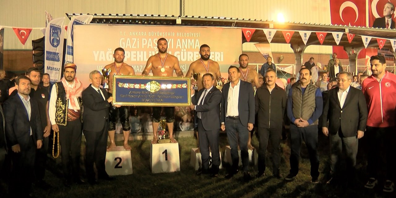 Gazi Paşa'yı Anma Yağlı Güreşleri'nde Başpehlivan Özkan Yılmaz Oldu