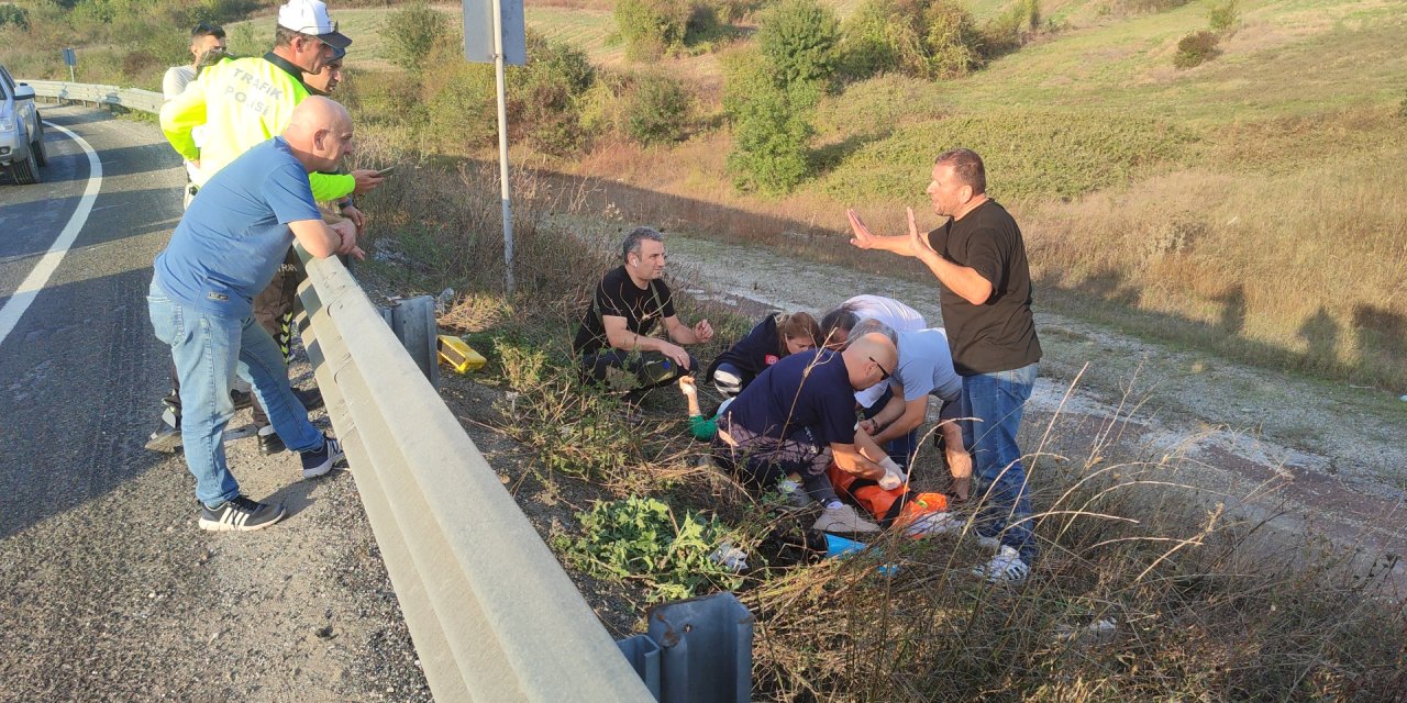 Virajda Kontrolden Çıkan Motosiklet Bariyere Çarptı: 2 Yaralı