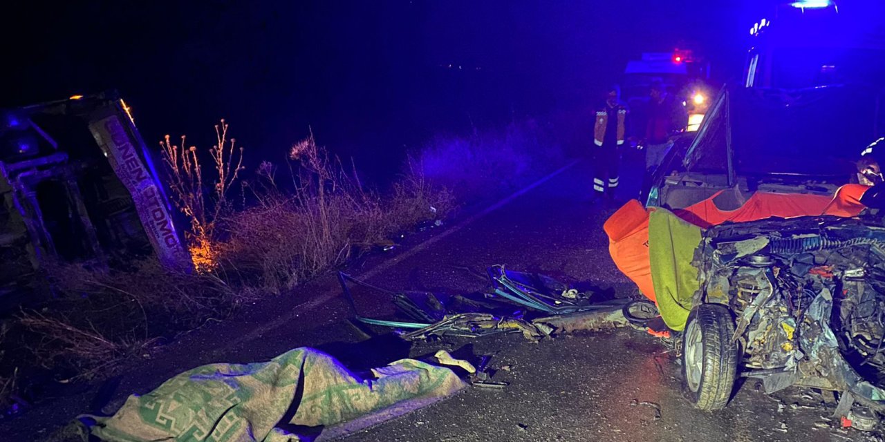 Isparta'daki Kazada Ölen 5 Kişi, Akşam Yemeğinden Dönüyormuş