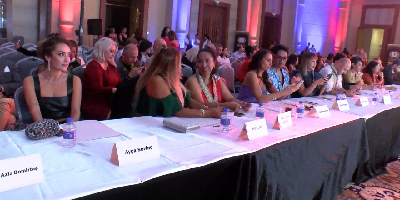 Runway Model Universe Yarışması Birincileri Belli Oldu