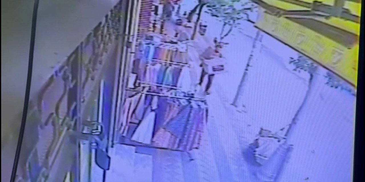 Sultangazi’de İş Yerinden Fırını Çalan Şüpheli Kamerada