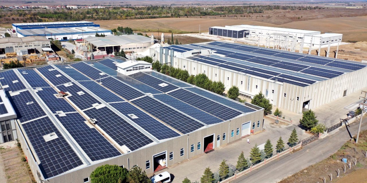 Trakya'da Fabrikaların Çatılarına Güneş Enerjisi Santralleri Kuruluyor