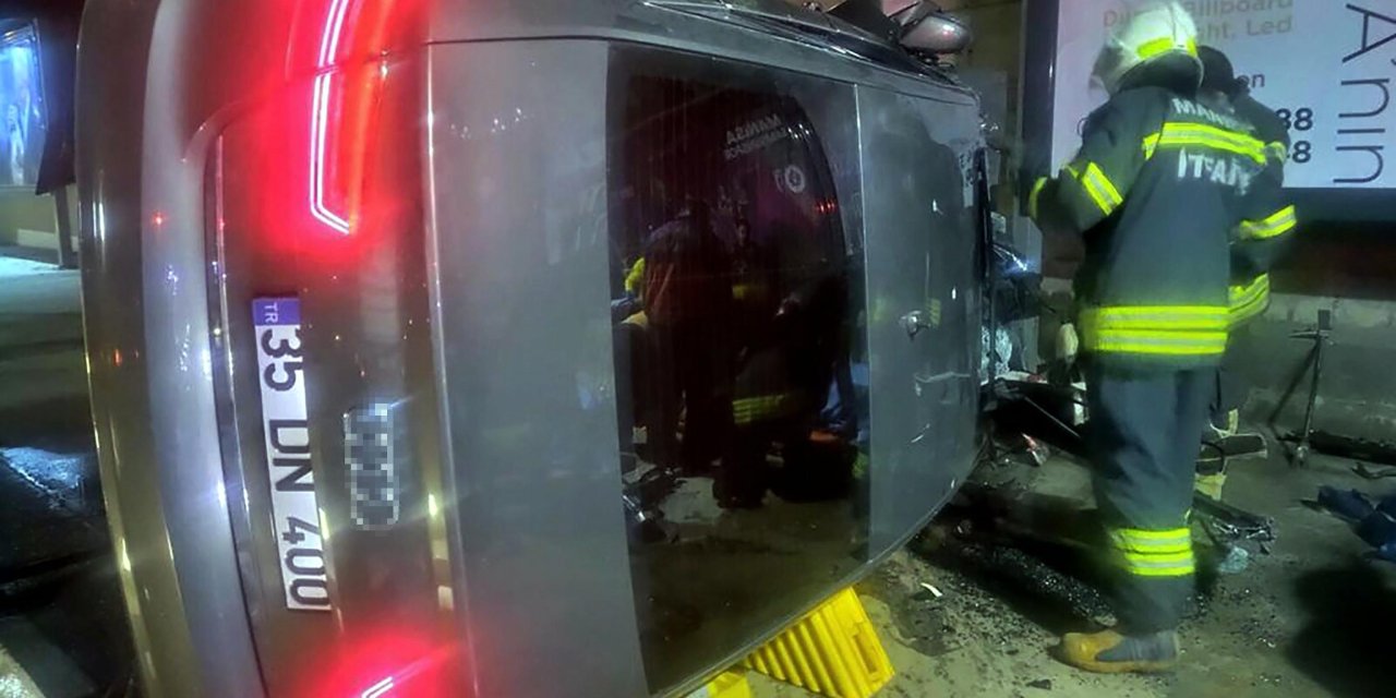 Manisa’da Otomobil Devrildi; 1 Ölü, 2 Yaralı
