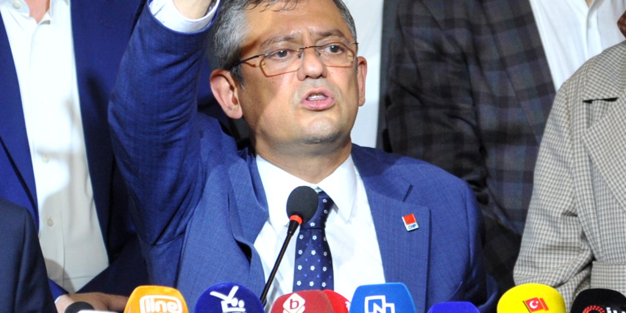 Chp'li Özgür Özel'den Kılıçdaroğlu'na: 6'sında Kimin Genel Başkan Olacağına Delegeler Karar Verecek