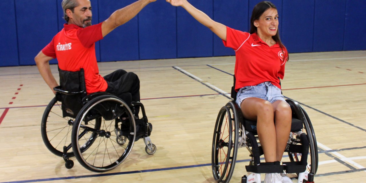 Engel Tanımayan Aşkın Madalyası