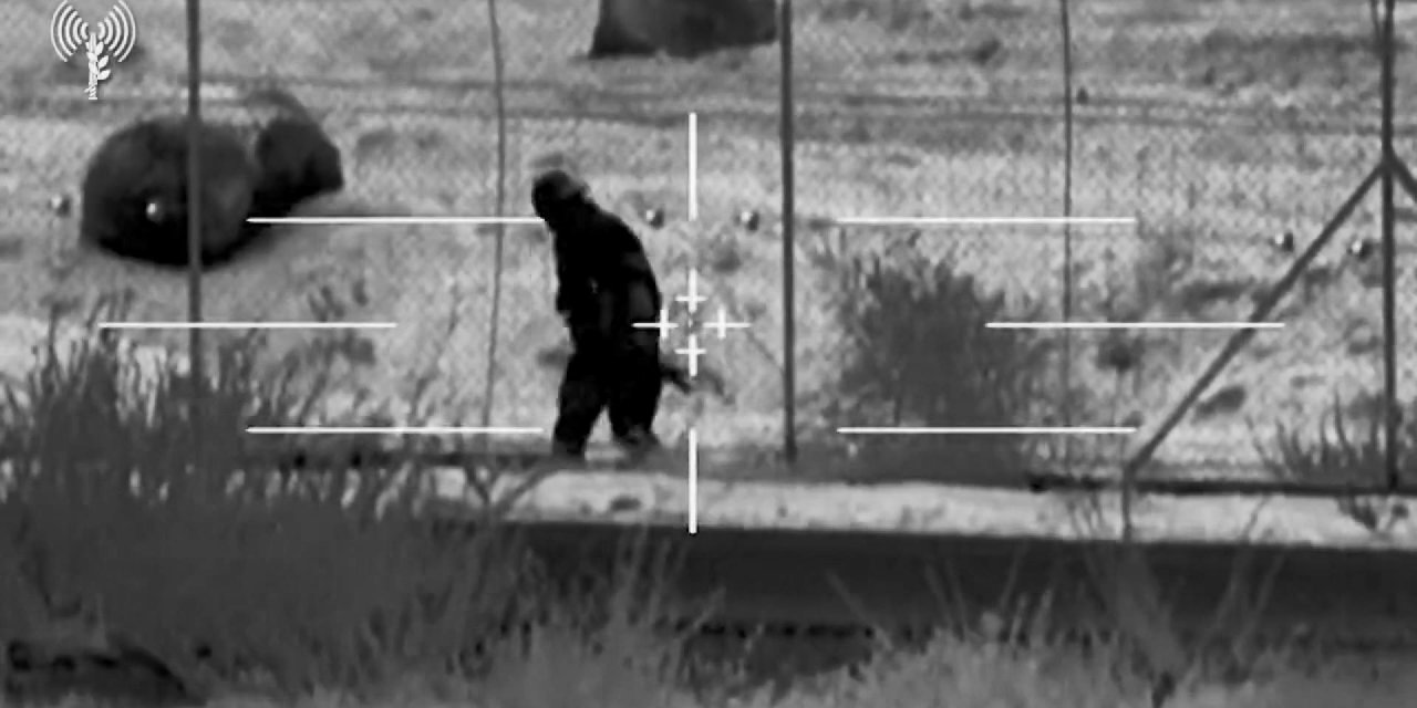 İsrail Gazze Şeridi’ni Ve Lübnan Sınırını Vurdu