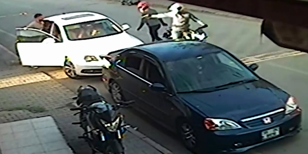 Fırıncı, Tahsilat İçin Gelen Uncunun Para Dolu Çantasını Silahla Gasbetti