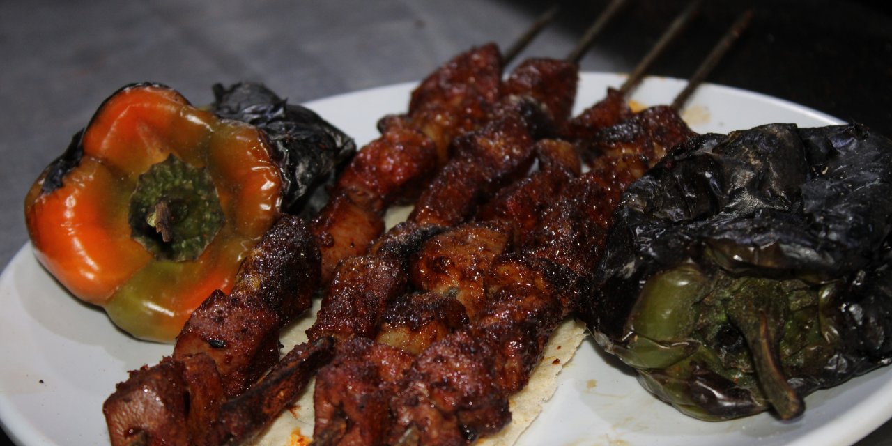 Diyarbakır'daki 'sur Kültür Yolu Festivali'nin İlk 2 Gününde 7 Ton Ciğer Tüketildi