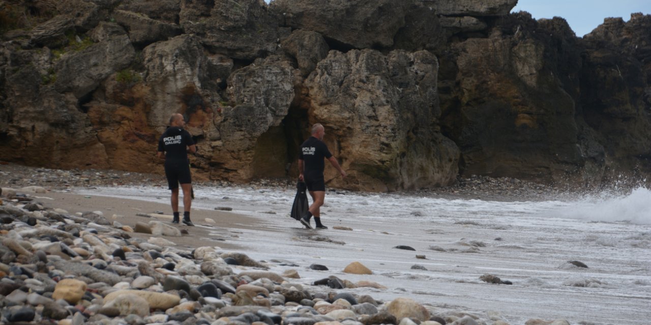 Kayalıklardan Denize Düştü, 6 Saat Sonra Kurtarıldı