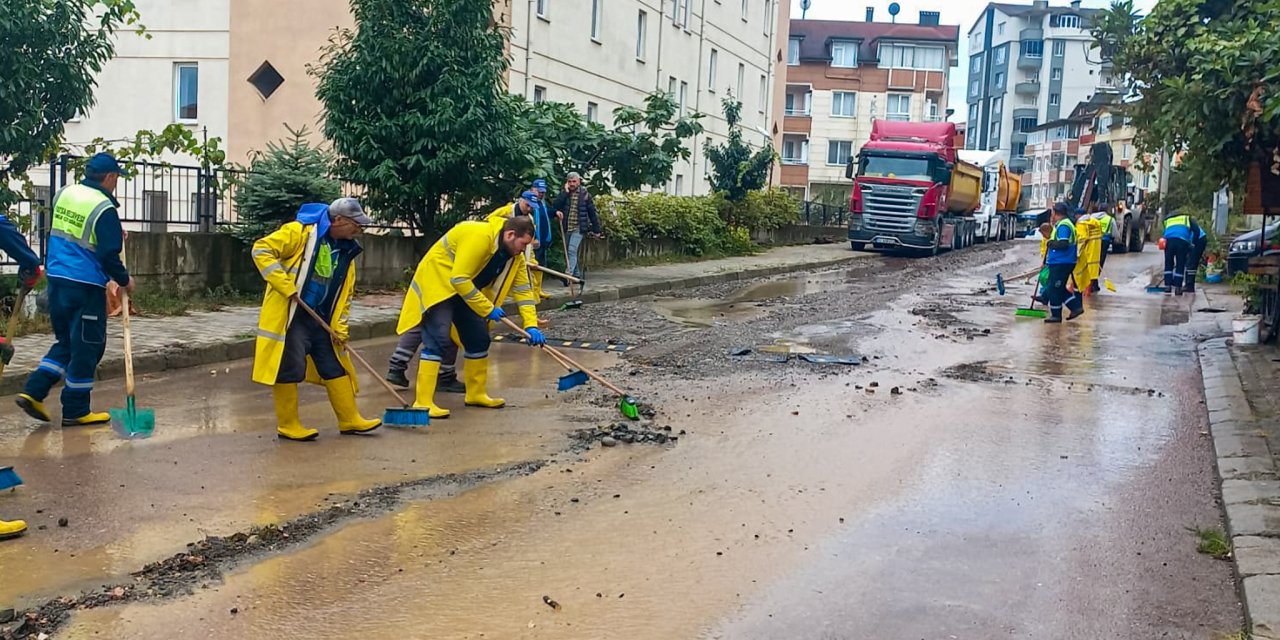 Fatsa’da Sağanağın Ardından Temizlik Çalışması