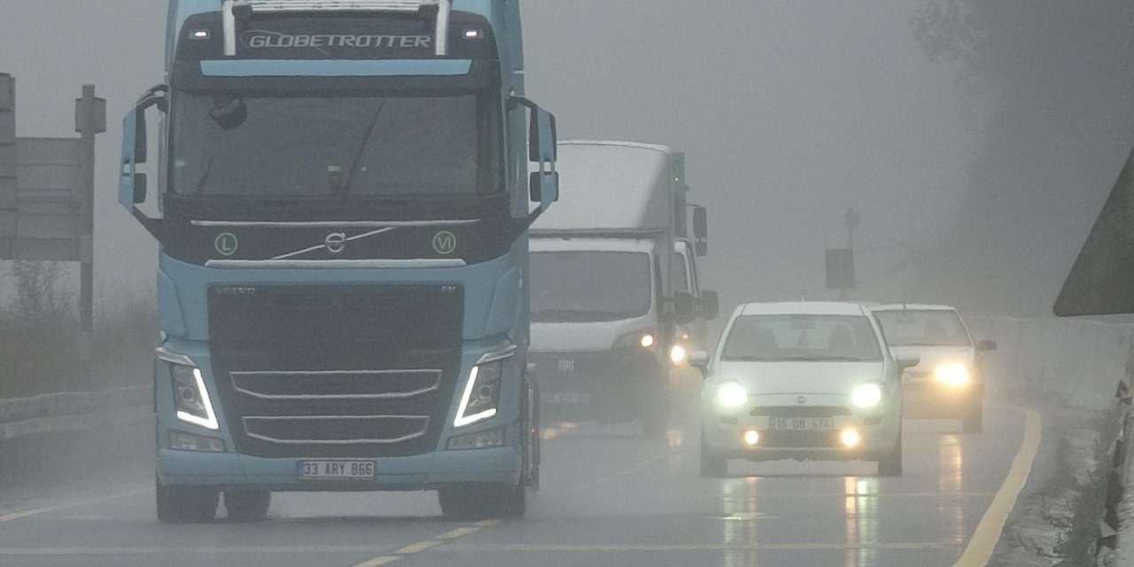 Bolu Dağı’nda Sağanak Ve Sis Ulaşımı Yavaşlattı