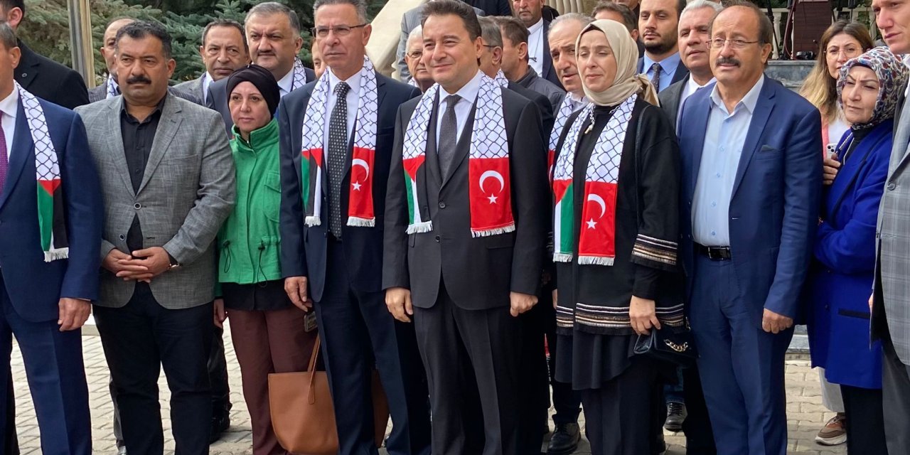 Babacan'dan Filistin Büyükelçisi Mustafa'ya Başsağlığı Ziyareti