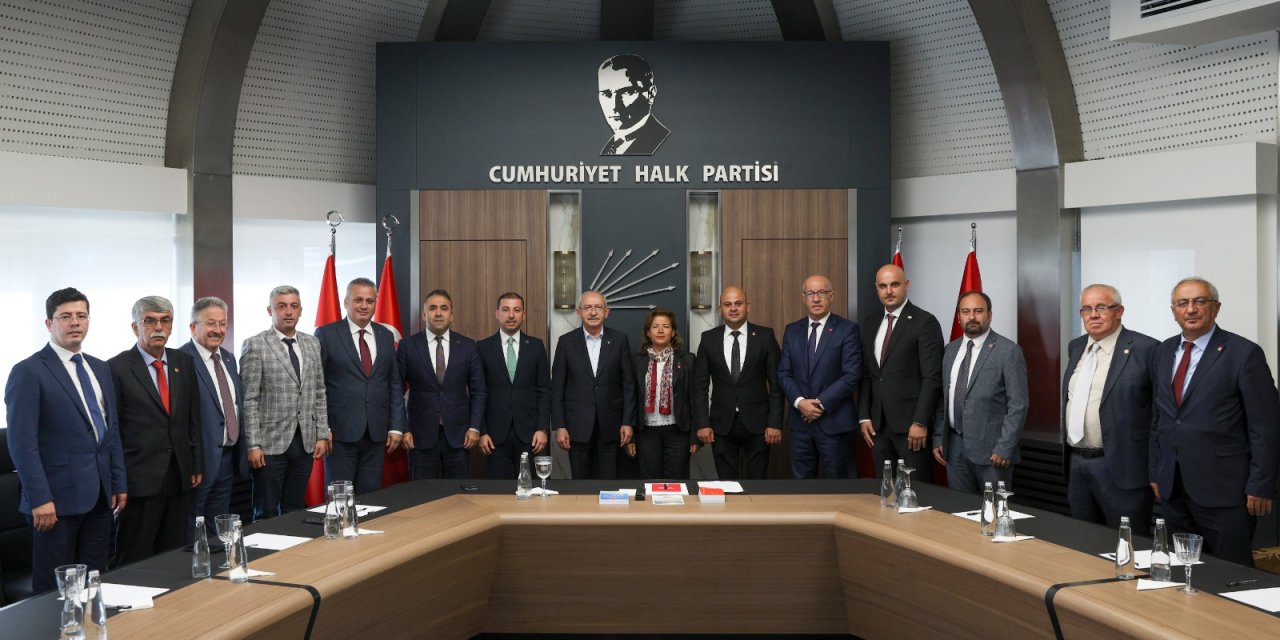 Kılıçdaroğlu, Muğla İl Ve İlçe Başkanlarını Kabul Etti