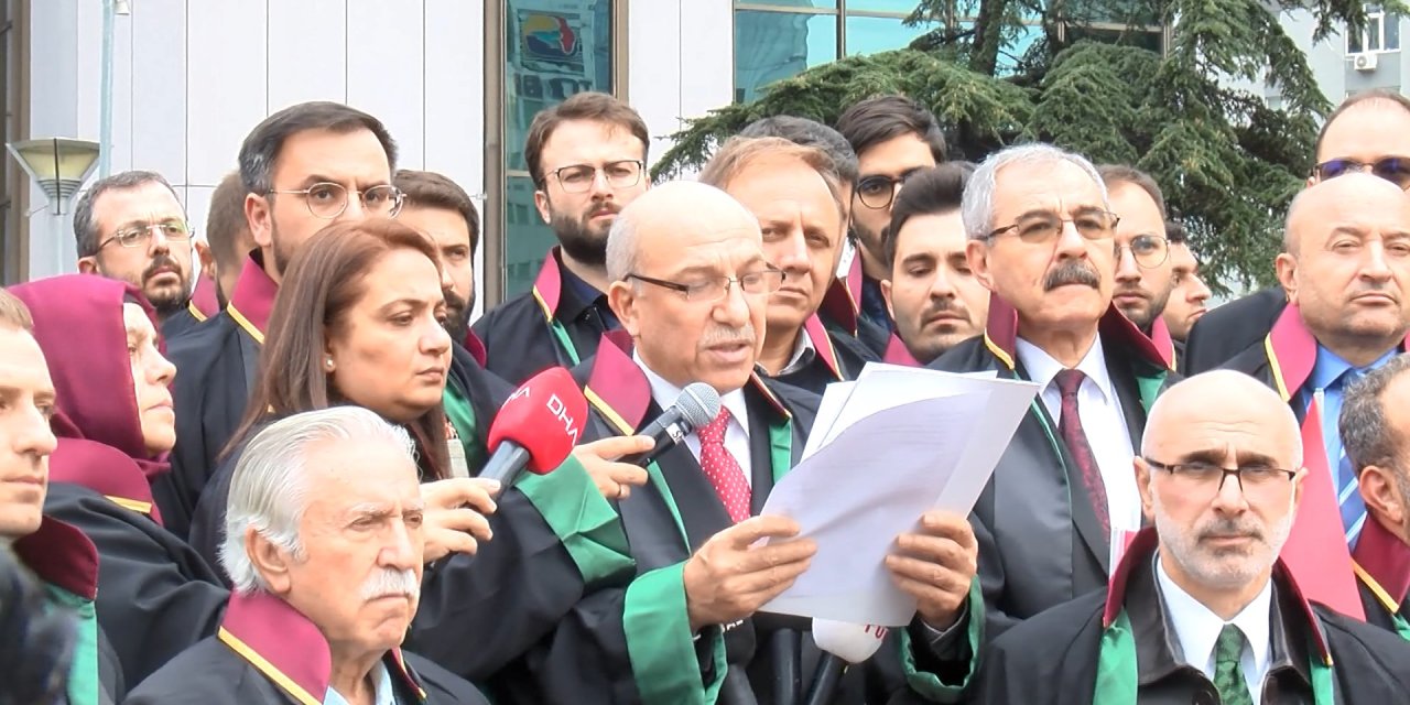 İstanbul 2 No'lu Baro Üyeleri Filistin'e Yönelik Saldırıları Protesto Etti