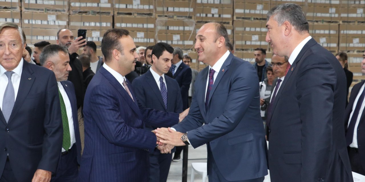 Bakan Kacır: İsrail’e ‘Dur’ Demeyi Hep Birlikte, Bir An Evvel Başarmalıyız