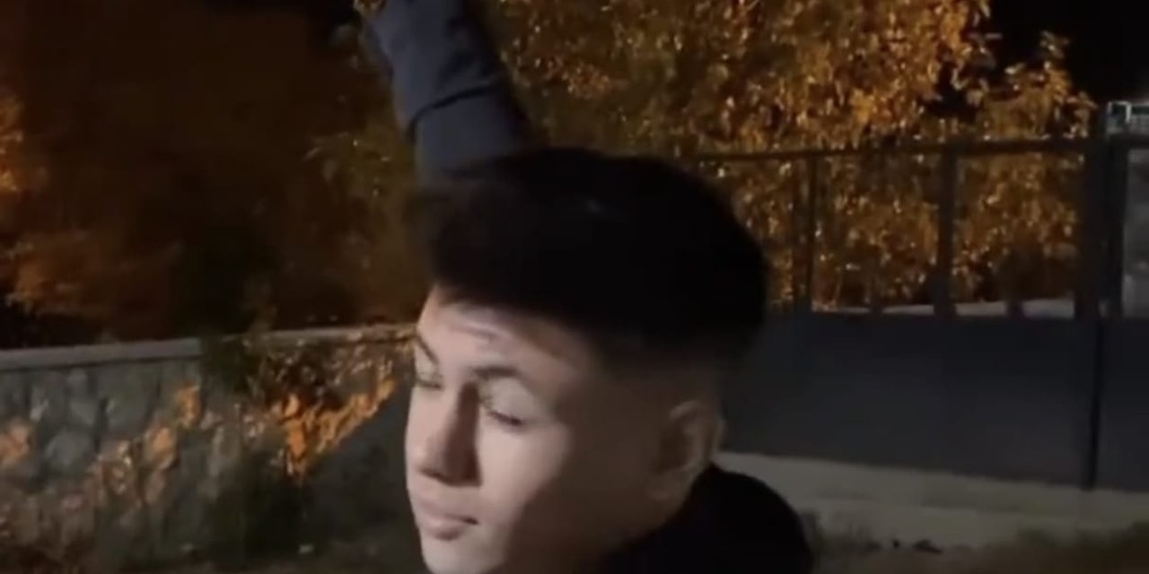 Maganda, Uyarı Pankartına Da Aldırış Etmedi; Havaya Ateş Açtığı Anlar Kamerada