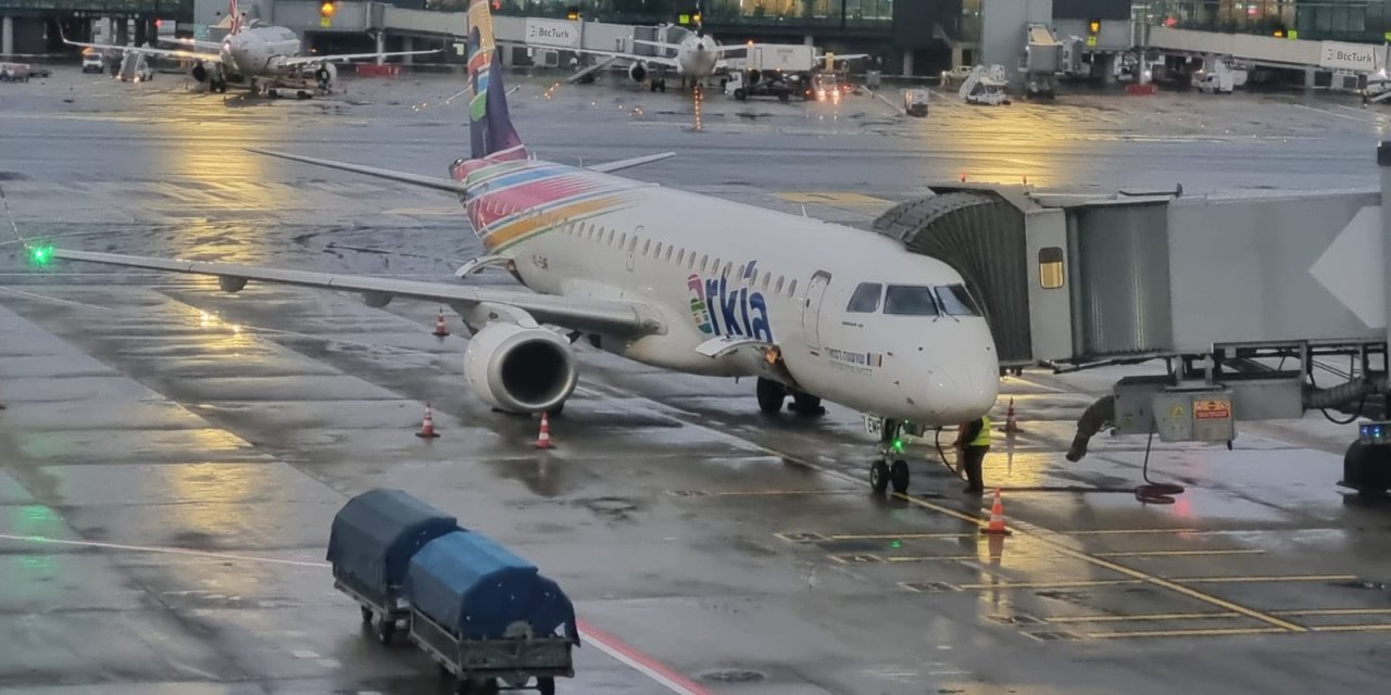 Türkiye'deki İsrail Vatandaşları  İstanbul'dan Ayrılıyor-1