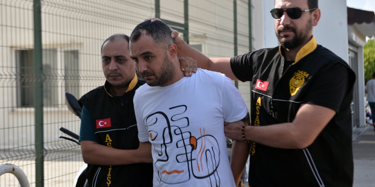Sevgilisini Boğmaya Çalışıp, Yardım Etmek İsteyeni Öldüren Şüpheli Tutuklandı
