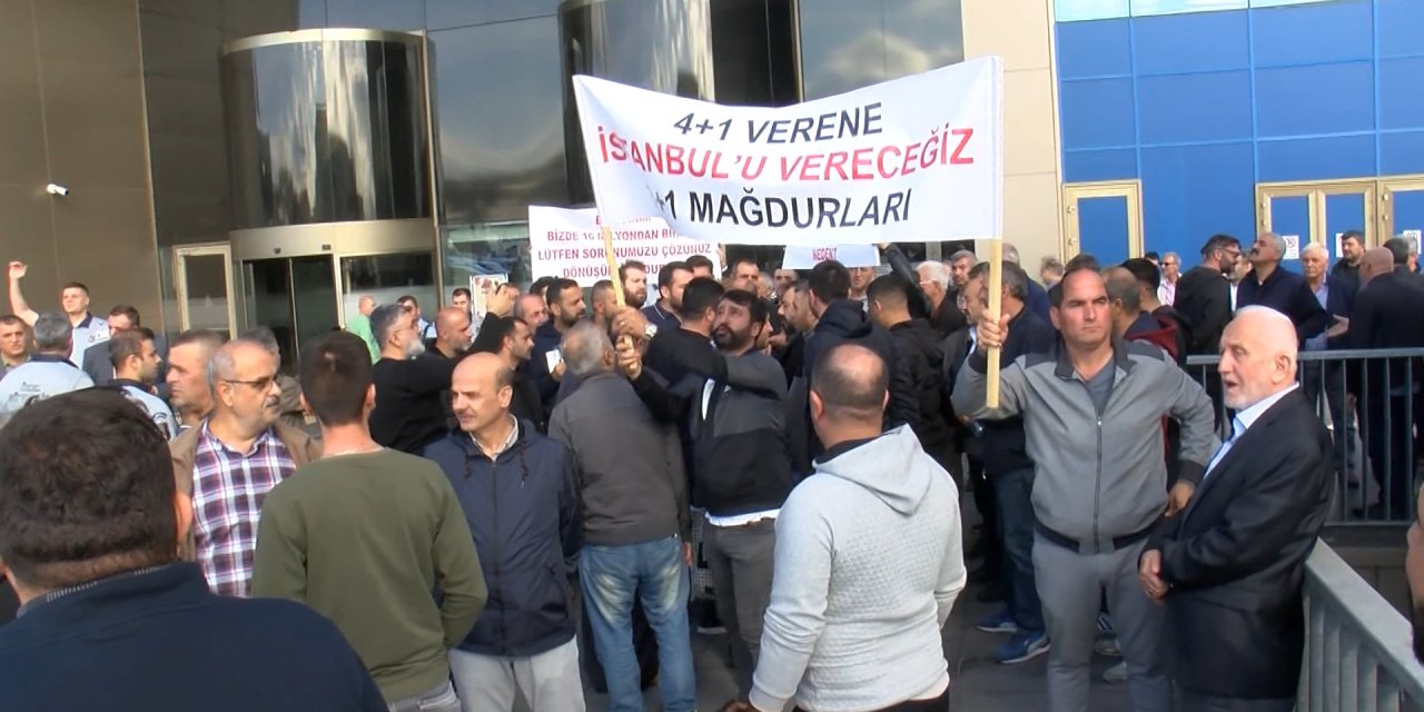 İbb Önünde  '4+1 Araç İstiyoruz' Eylemi