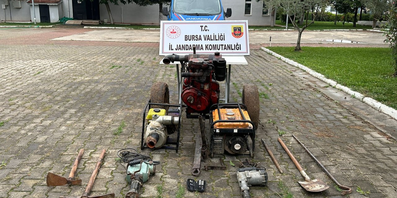 Bursa'da Kaçak Kazıya 5 Tutuklama