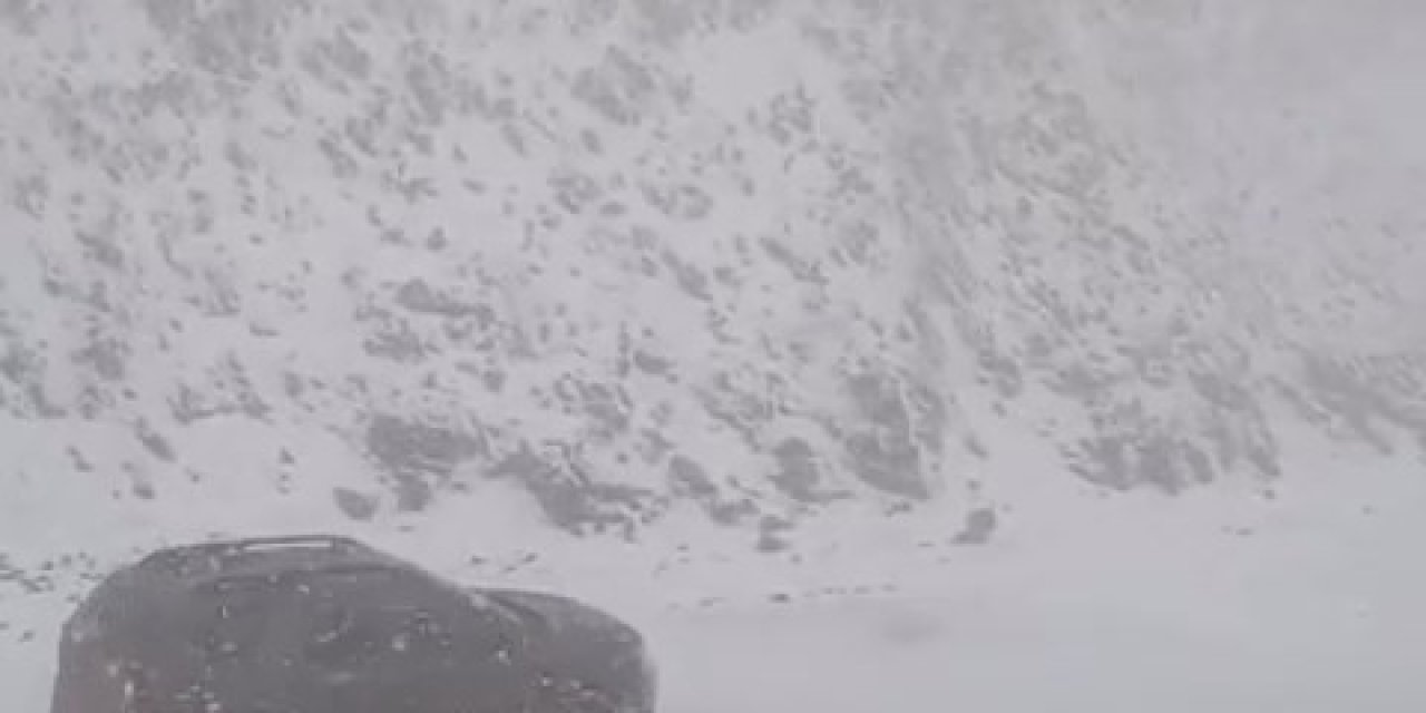 Bingöl'ün Yüksek Kesimlerinde Kar Etkili Oldu