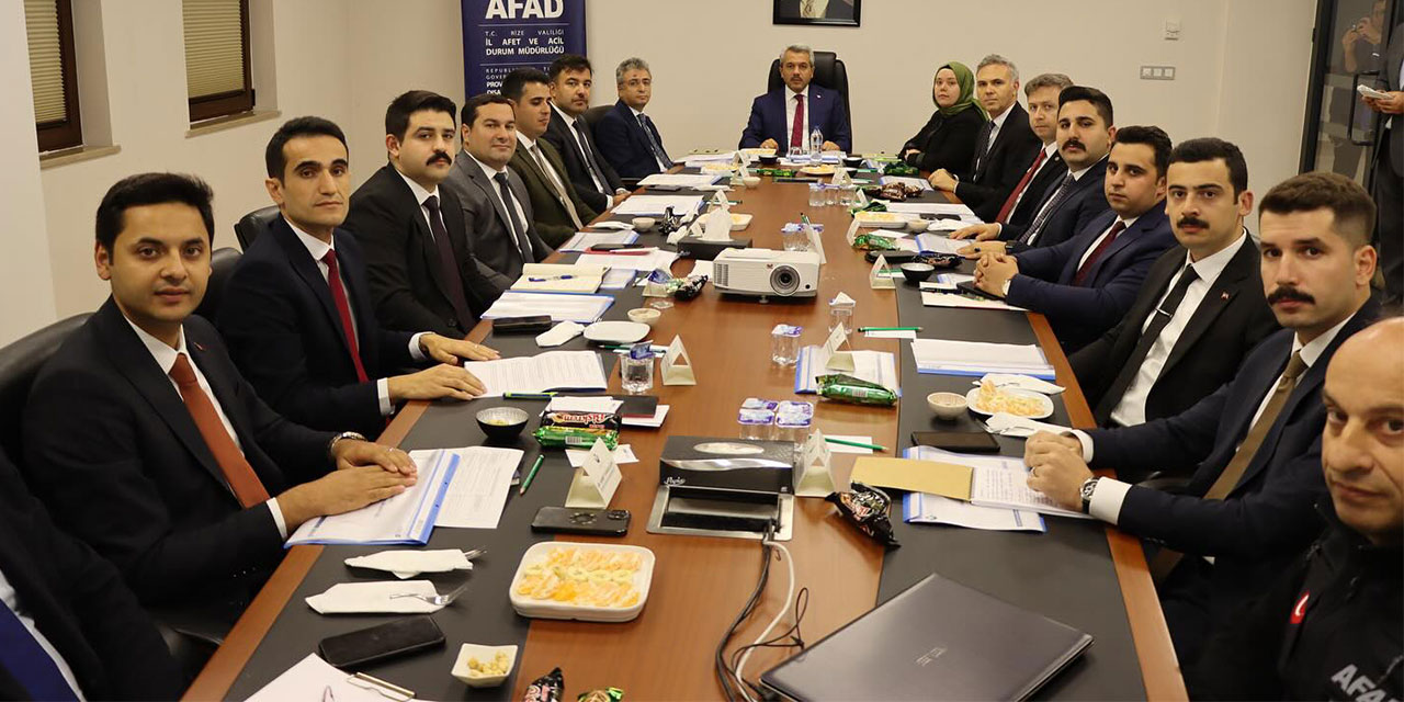 Rize'de Afet ve Acil Durum Hallerinde Alınması Gereken Tedbirler Görüşüldü