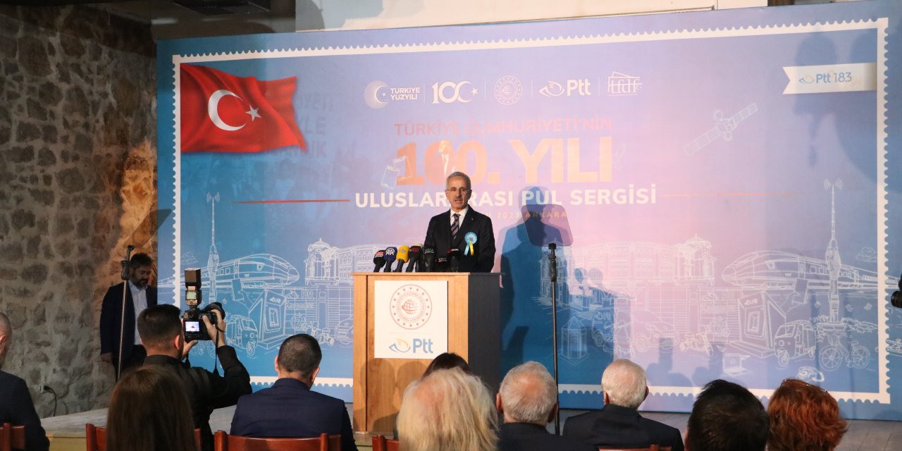 Bakan Uraloğlu: İsrail'in Hastane Saldırısını Unutmamak İçin Pul Tasarlayacağız