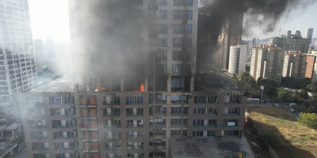 Havadan Fotoğraflarla // Ataşehir'de İnşaatta Yangın -2