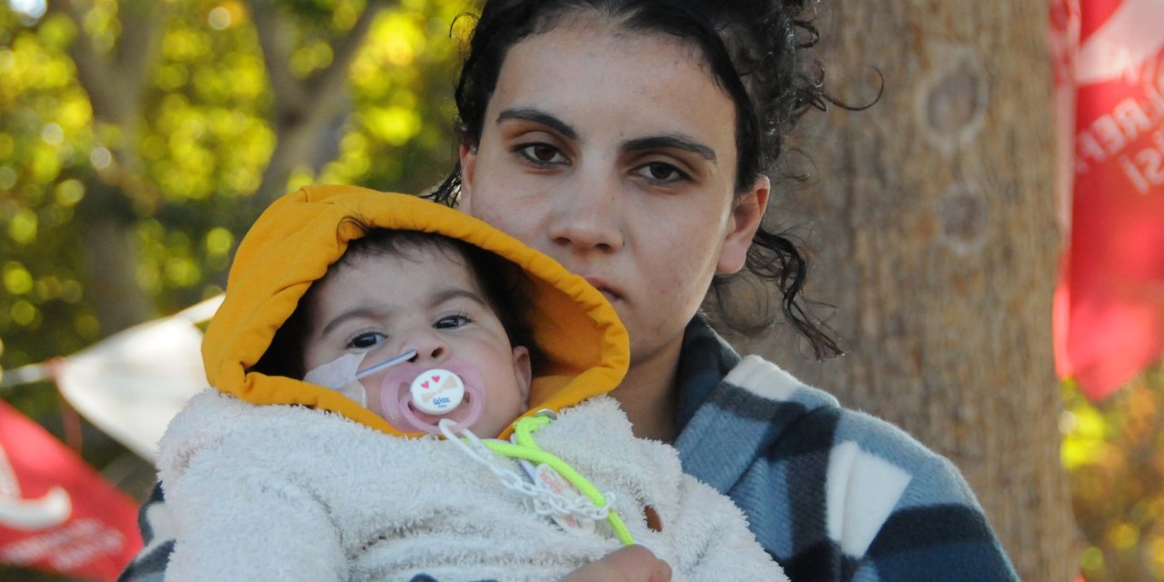 Sma'lı İkizi Depremde Ölen Aybüke Bebeğin Kampanyası, Dolandırıcılar Yüzünden Yüzde 11'de Kaldı