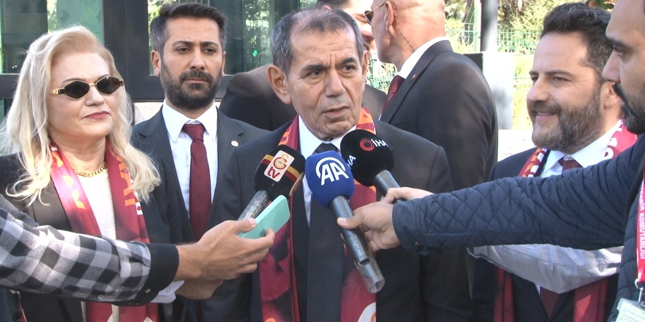 Galatasaray Yönetimi, Anıtkabir'i Ziyaret Etti