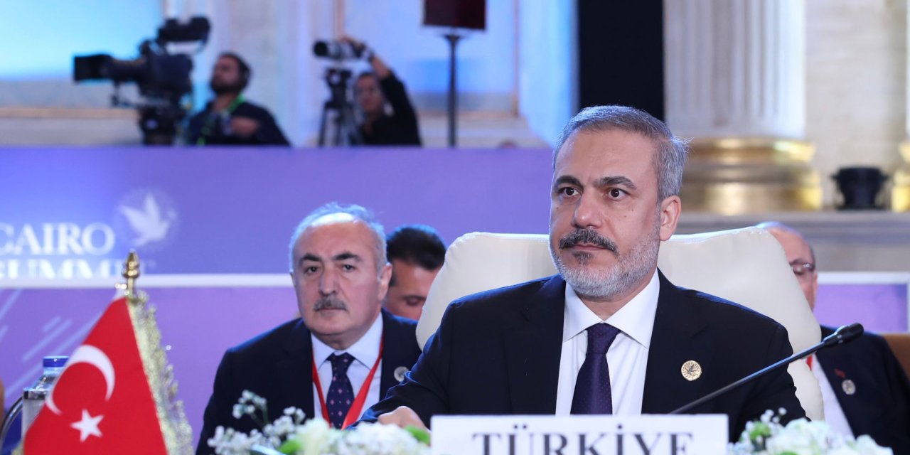 Bakan Fidan'ın Kahire Barış Zirvesi Temasları