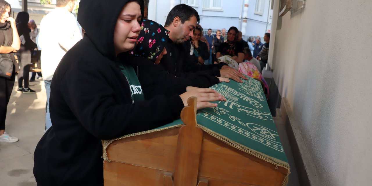 Evde Fenalaşan 3 Yaşındaki Ilgaz, Kaldırıldığı Hastanede Hayatını Kaybetti