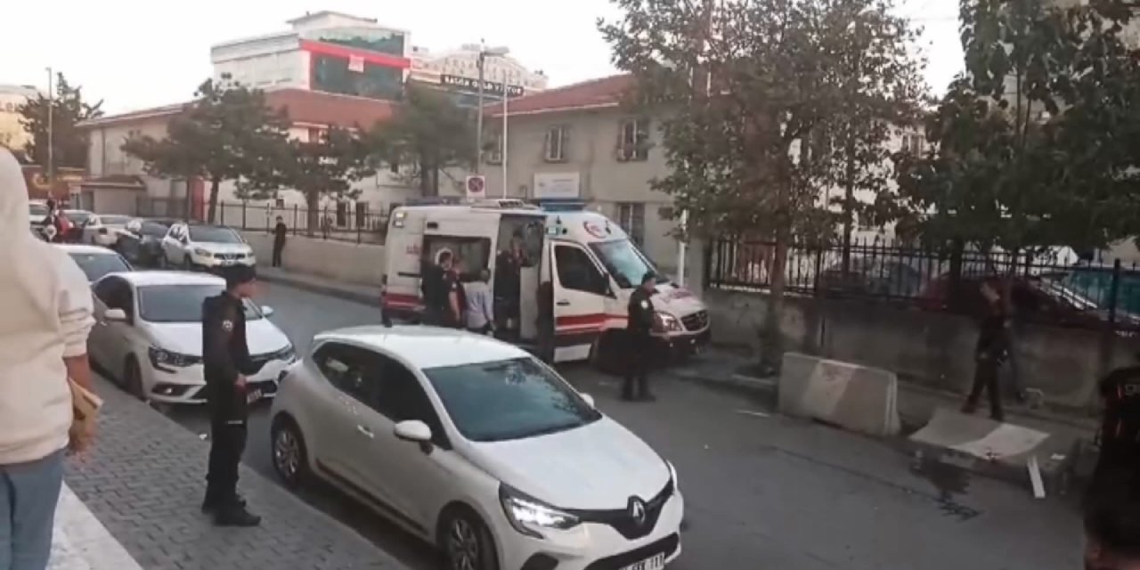 Esenyurt'ta Bıçaklı Kavga: 2 Yaralı