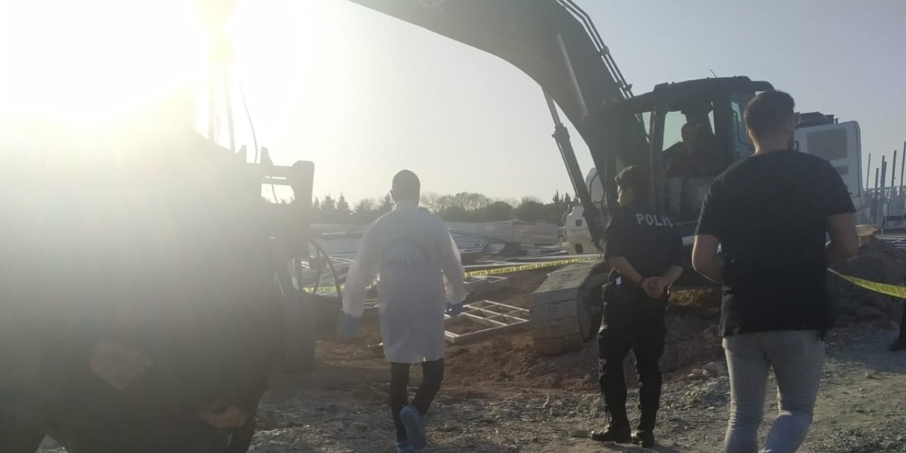 Üniversite Kampüsündeki İnşaatta Vinçten Düşen Operatör Öldü