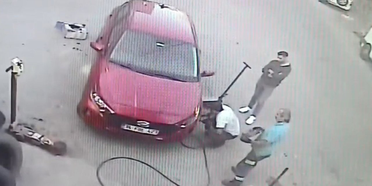 Kiraladıkları Otomobillerin Lastiklerini Çalan Şüpheliler Kamerada